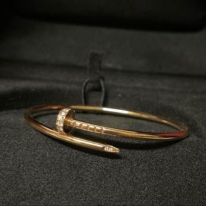 Cartier Small Juste Un Clou Rose Gold 15 diamonds